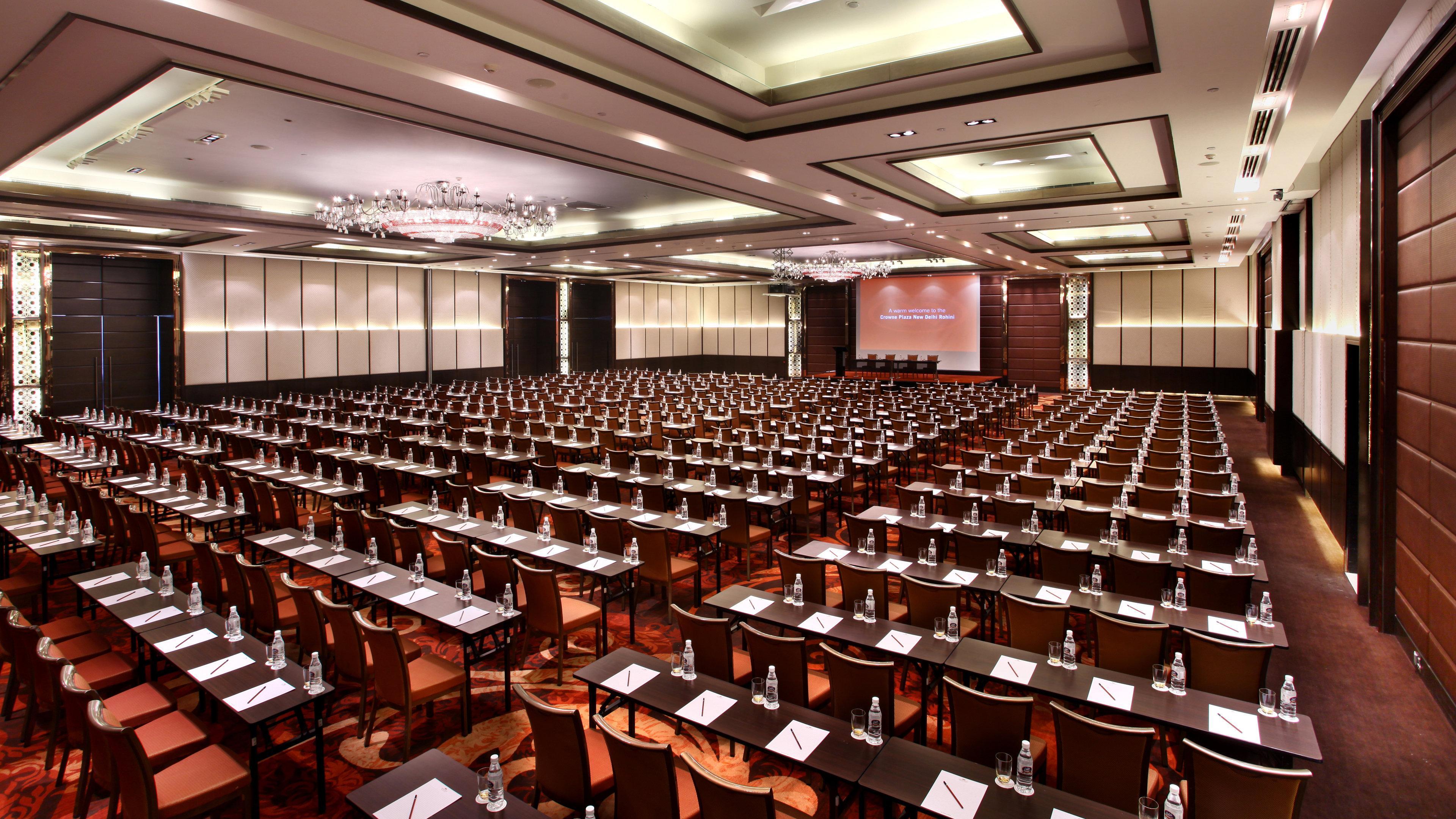 คราวน์ พลาซา นิวเดลี โรฮินี Hotel ภายนอก รูปภาพ